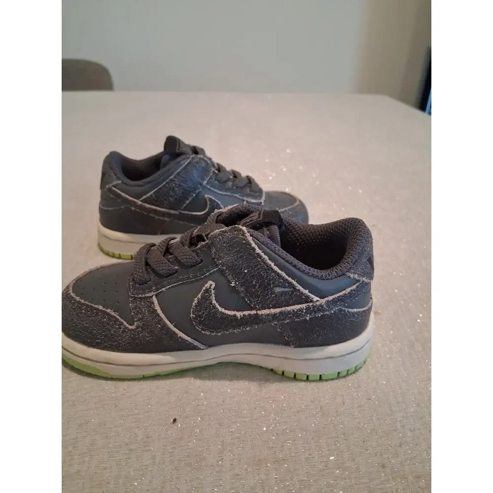 Nike Dunk Low SE Halloween Cauldron Toddler Size 6C DQ6217-001 Grey Green